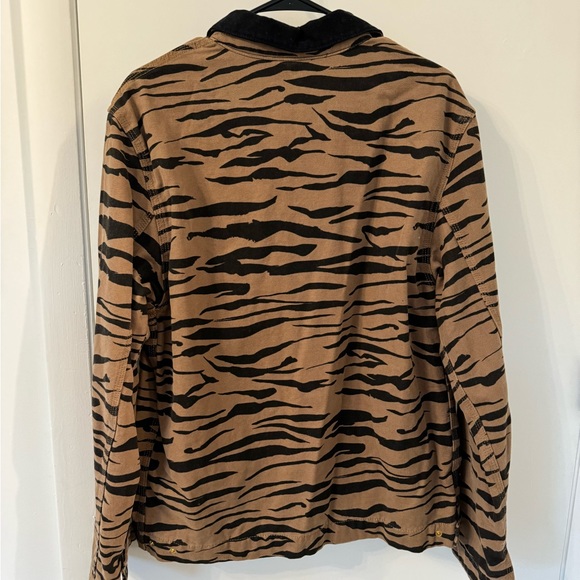 NEW Zara Men’s Tiger Stripe Bomber - Picture 2 of 3